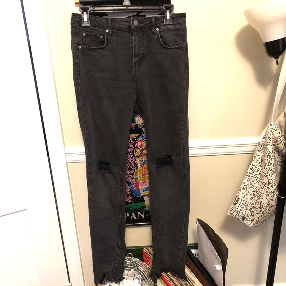 Black High Waist Denim Jeans • Size 6